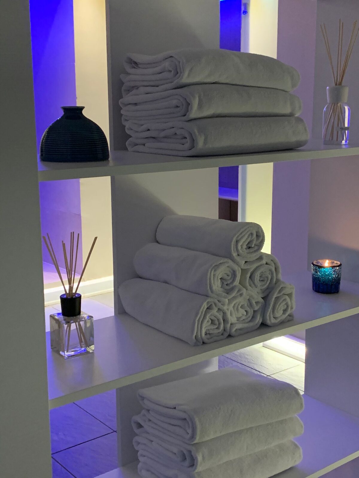 Deluxe Room at Villa Traiano - bathroom with BVLGARI amenities